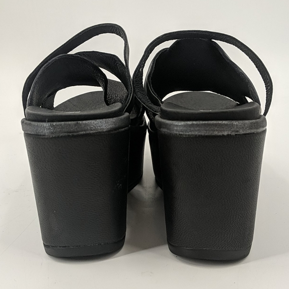 *Sold*NWT ANTELOPE Platform Shimmery Sandals - Picture 5 of 9